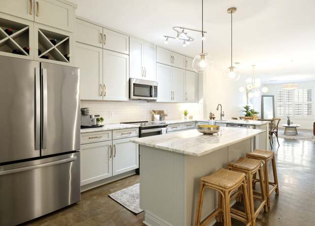 Property at 1803 Broadway #204, Nashville, TN 37203, 2 beds, 2 baths