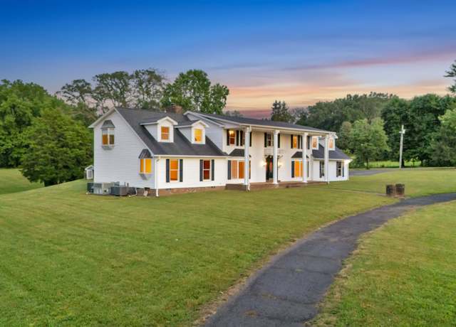 Property at 5300 Highway 31 W, Portland, TN 37148, 4 beds, 6 baths