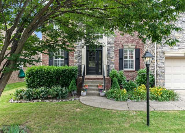 Property at 736 Arbor Springs Dr, Mount Juliet, TN 37122, 4 beds, 2.5 baths