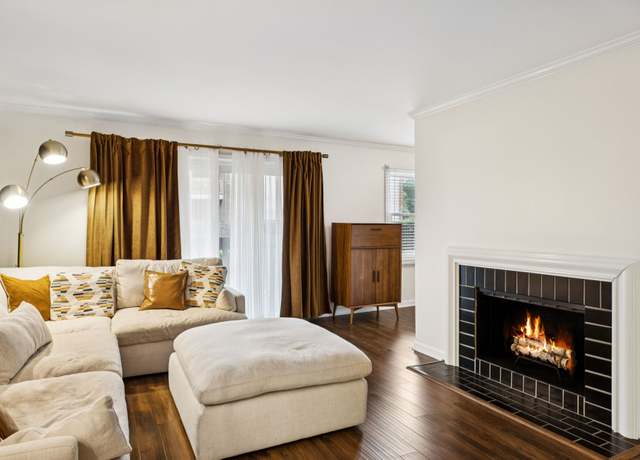 Property at 101 Hillsboro Pl, Nashville, TN 37215, 2 beds, 2 baths