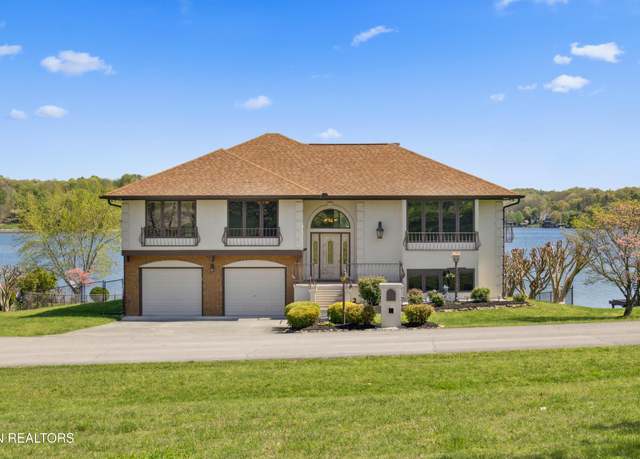 Property at 4202 Brooksview Rd, Lenoir City, TN 37772, 3 beds, 3.5 baths