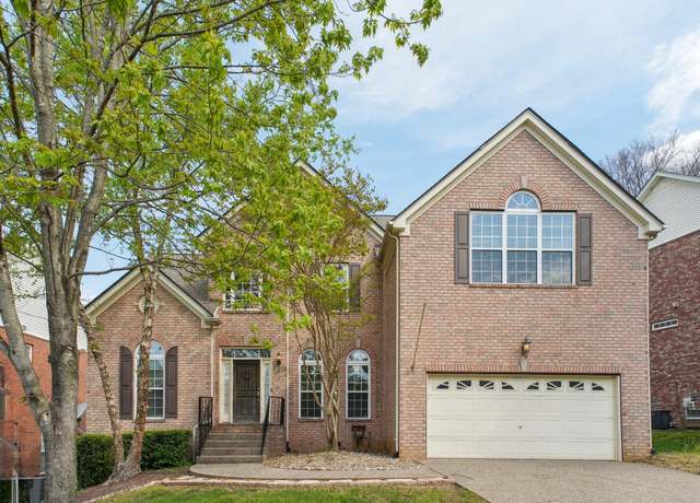 Property at 120 Herons Nest Ln, Hendersonville, TN 37075, 4 beds, 2.5 baths