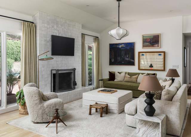 Property at 2300 Chickering Ln, Nashville, TN 37215, 5 beds, 4 baths