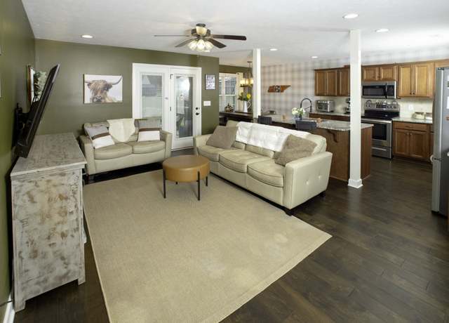 Property at 7912 Peridot Cir, Murfreesboro, TN 37127, 4 beds, 2.5 baths