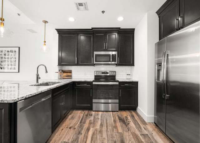 Property at 301 Demonbreun St #920, Nashville, TN 37201, 2 beds, 2 baths