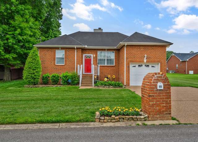 Property at 111 Cherokee Dr, White House, TN 37188, 3 beds, 2 baths