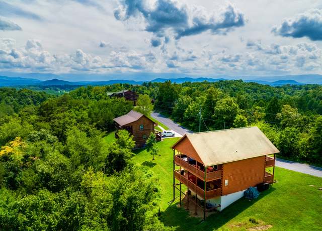 Property at 410 Oak Sky Way, Sevierville, TN 37876, 3 beds, 2.5 baths