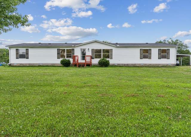 Property at 1780 Antioch Rd, Lafayette, TN 37083, 5 beds, 2 baths