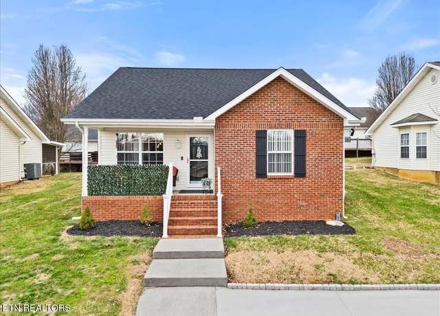 Property at 1709 Watauga St, Sevierville, TN 37876, 2 beds, 2 baths