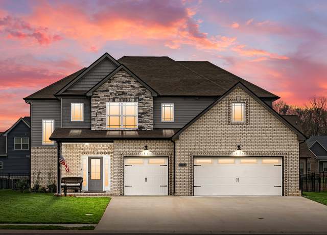 Property at 1135 Chagford Dr, Clarksville, TN 37043, 4 beds, 2.5 baths