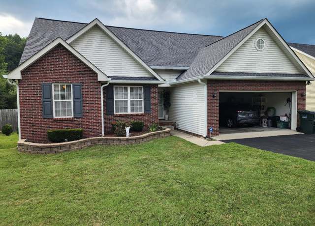 Property at 105 Tices Spring Ct, Dickson, TN 37055, 3 beds, 2 baths