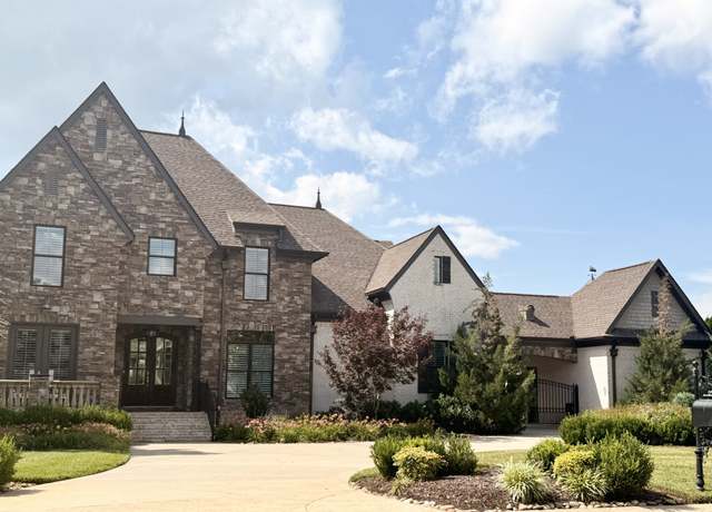 Property at 1430 Avellino Cir, Murfreesboro, TN 37130, 4 beds, 4 baths