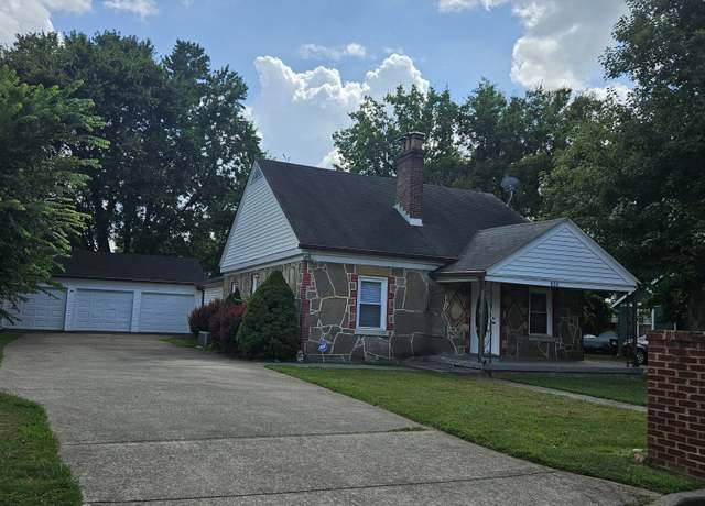 Property at 828 E Castle St, Murfreesboro, TN 37130, 3 beds, 2 baths