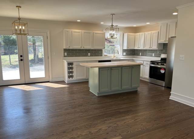 Property at 623 Dunston Dr, Nashville, TN 37211, 3 beds, 2 baths