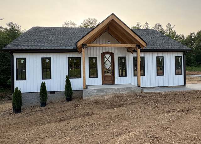 Property at 123 Thicket Ln, Erin, TN 37061, 3 beds, 2 baths
