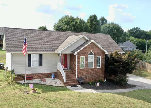 Property at 228 Dumplin Valley Rd E, Jefferson City, TN 37760, 3 beds, 2 baths