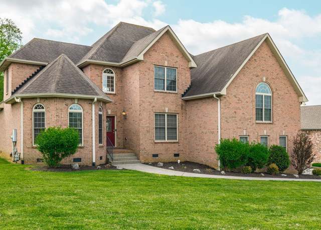 Property at 1022 Tower Hill Ln, Hendersonville, TN 37075, 4 beds, 2.5 baths