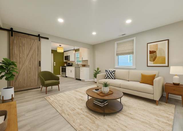 Property at 2604 Aspen Dr, Nashville, TN 37208, 3 beds, 2 baths