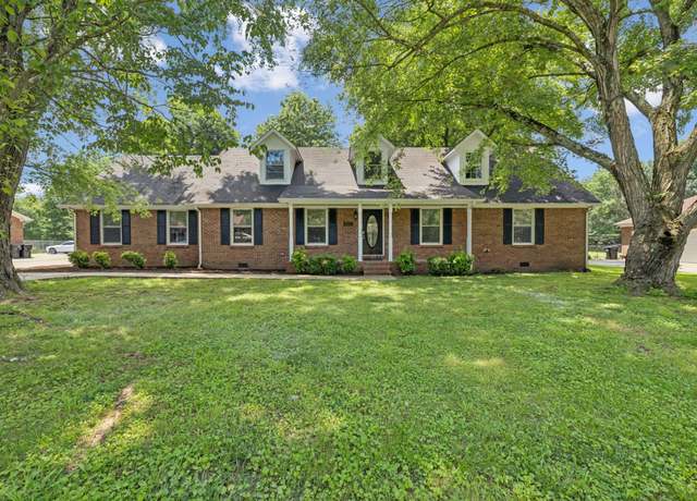Property at 623 Haynes Dr, Murfreesboro, TN 37129, 4 beds, 3 baths