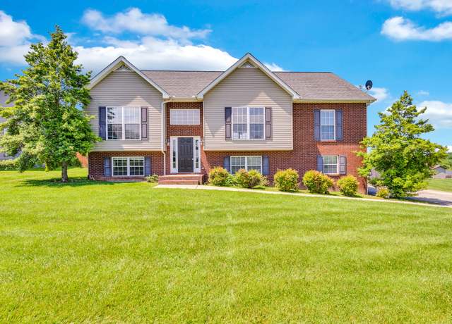 Property at 1964 Clemmons Rd, Cookeville, TN 38501, 3 beds, 2 baths