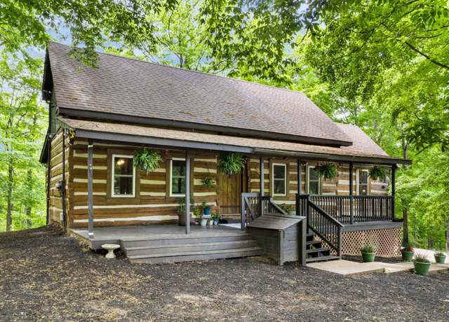 Property at 460 Seven Springs Rd, Clarksville, TN 37043, 3 beds, 3.5 baths