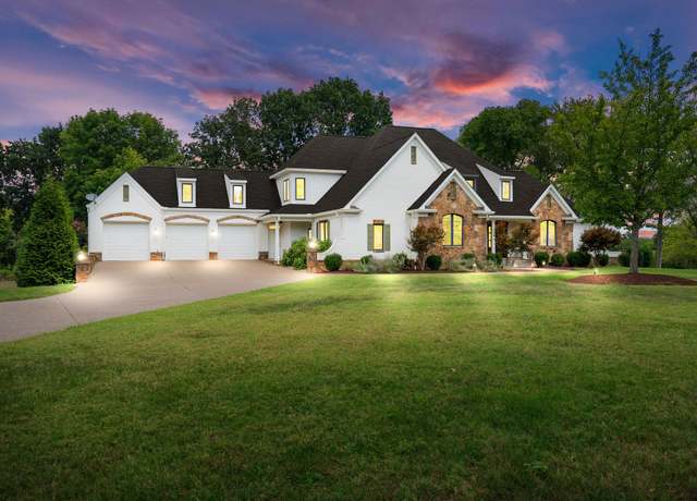 Property at 1702 Old Hillsboro Rd, Franklin, TN 37069, 4 beds, 5 baths