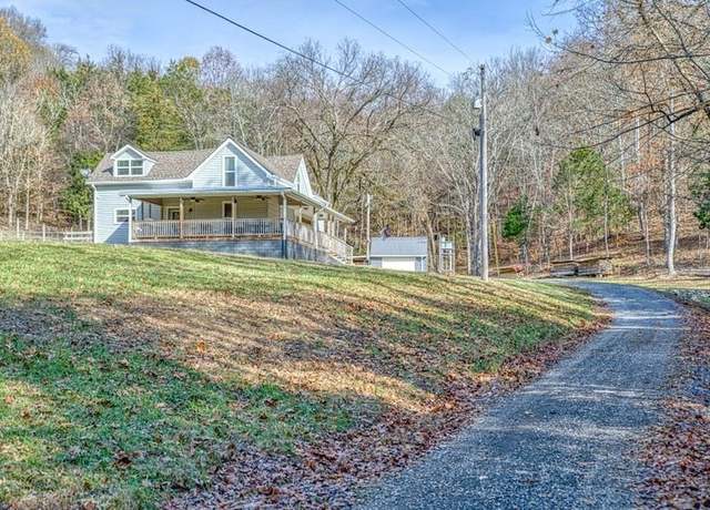 Property at 390 Taylor Hollow Ln, Gainesboro, TN 38562, 4 beds, 3 baths
