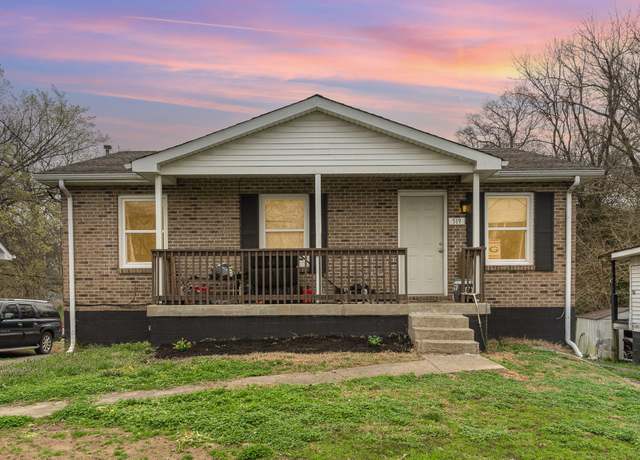 Property at 519 9th St, Clarksville, TN 37040, 5 beds, 2.5 baths