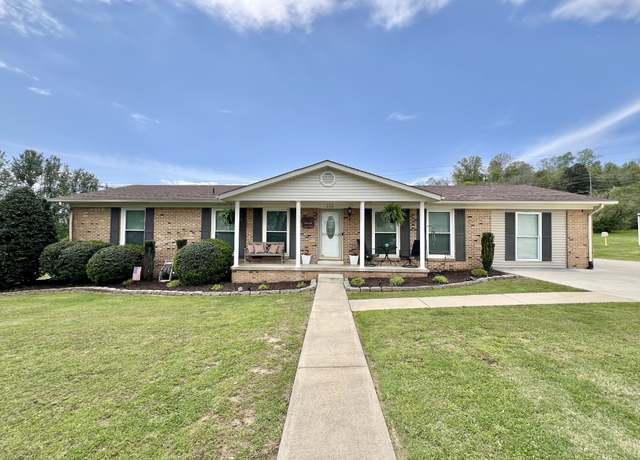 Property at 200 N Tidwell Cir, Pulaski, TN 38478, 3 beds, 2 baths