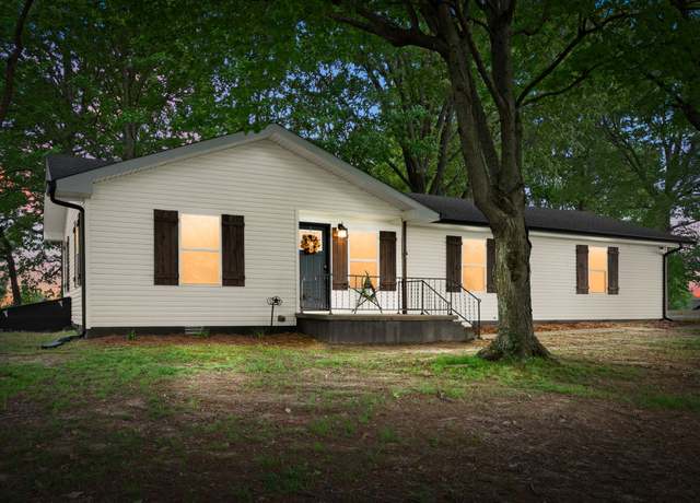 Property at 5921 Keysburg Rd, Adams, TN 37010, 3 beds, 2 baths