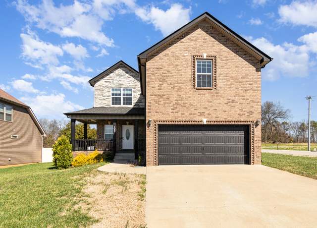 Property at 1033 Garner Hills Dr, Clarksville, TN 37042, 3 beds, 2.5 baths