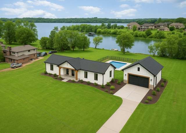 Property at 95 Short Dr, Mount Juliet, TN 37122, 5 beds, 3.5 baths