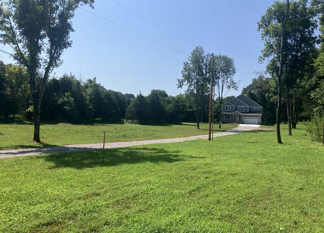 Property at 4427 Moore Ln, Culleoka, TN 38451, 4 beds, 2.5 baths