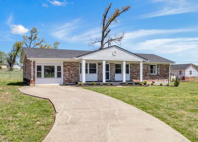 Property at 116 Peggy Dr, Clarksville, TN 37042, 3 beds, 1.5 baths
