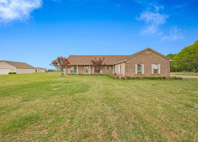Property at 185 Loys Johnson Rd, Newbern, TN 38059, 3 beds, 2 baths
