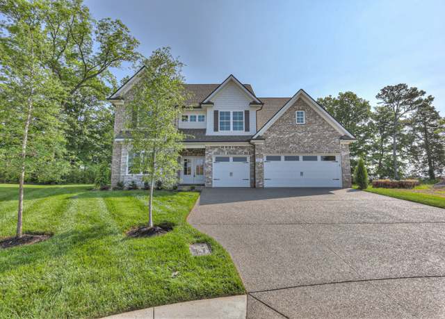 Property at 4302 Attleboro Dr, Murfreesboro, TN 37128, 4 beds, 3.5 baths