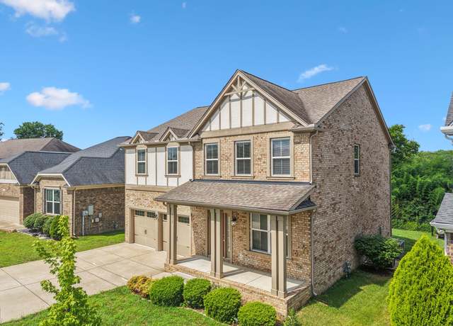 Property at 5012 Winslow Dr, Mount Juliet, TN 37122, 4 beds, 3 baths