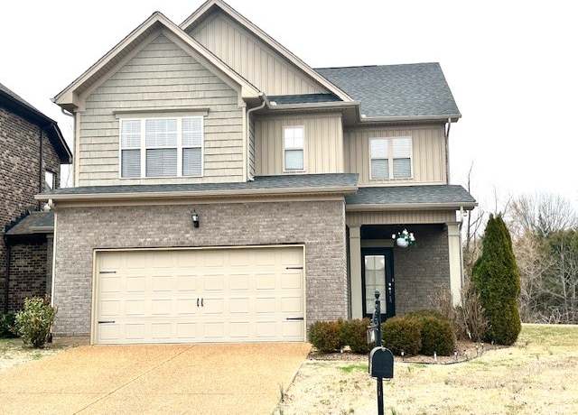 Property at 140 Annapolis Bend Cir, Hendersonville, TN 37075, 3 beds, 2.5 baths