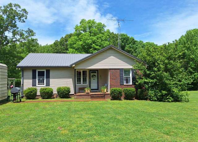 Property at 655 Enoch Cemetery Rd, Huntingdon, TN 38344, 3 beds, 2 baths
