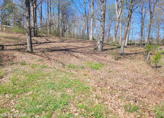 Property at 181 Claude Hargis Ln, Crawford, TN 38554, 3 beds, 2 baths