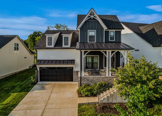 Property at 109 Lenham Dr, Brentwood, TN 37027, 3 beds, 2.5 baths