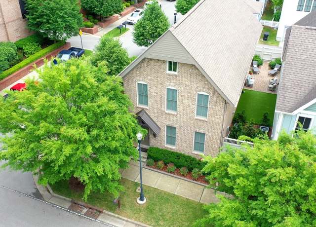 Property at 20 Daniels Dr, Franklin, TN 37064, 4 beds, 3.5 baths