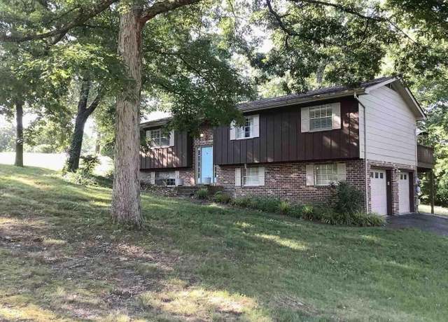 Property at 304 Hannah Ln, Hixson, TN 37343, 3 beds, 2.5 baths