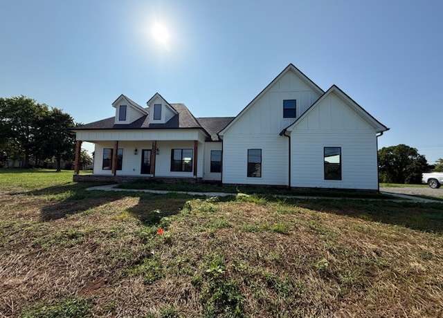 Property at 3054 James Shaw Rd, Lewisburg, TN 37091, 3 beds, 2 baths