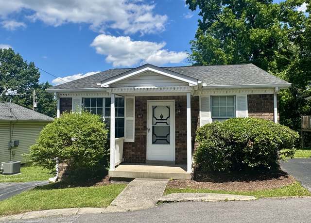 Property at 147 Five Oaks Dr, Nashville, TN 37217, 2 beds, 1 bath