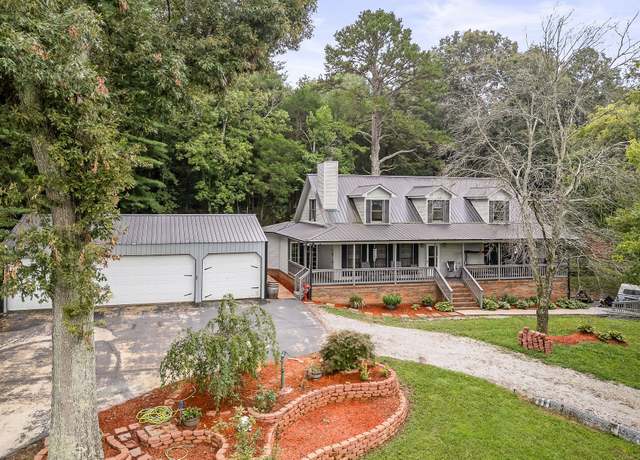 Property at 8585 Shelbyville Rd, Morrison, TN 37357, 4 beds, 3.5 baths