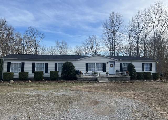 Property at 9045 Oak Springs Rd, Nunnelly, TN 37137, 4 beds, 2 baths