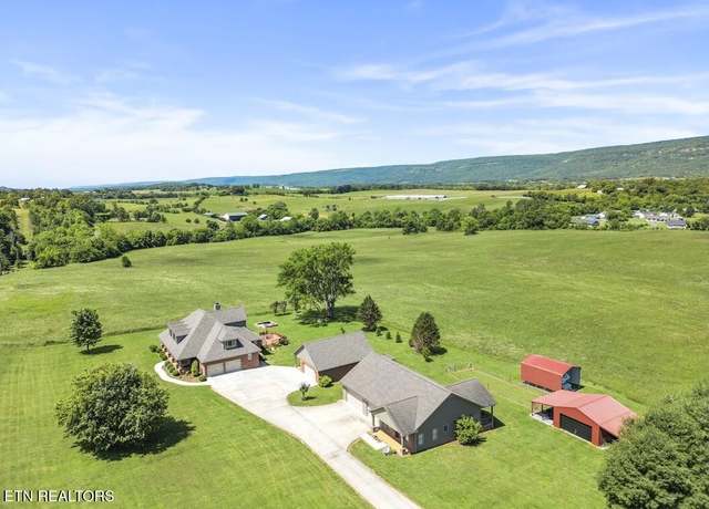 Property at 2091 Wesley Chapel Rd, Pikeville, TN 37367, 4 beds, 3.5 baths