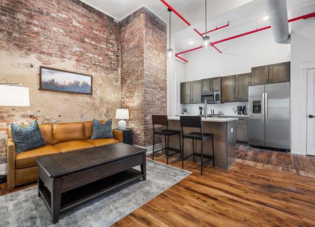 Property at 211 W Colville St #402, Mcminnville, TN 37110, 1 bed, 1 bath