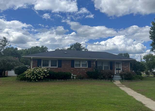 Property at 503 Dow Dr, Shelbyville, TN 37160, 3 beds, 2 baths